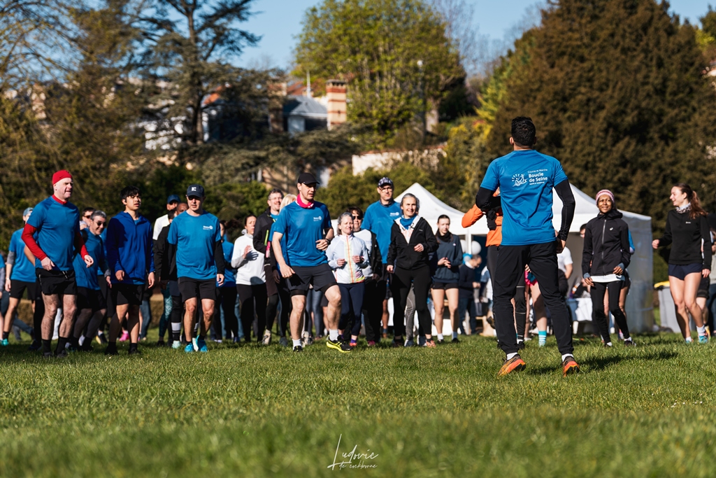 05 Course-Boucle-de-Seine-35 Echauffement